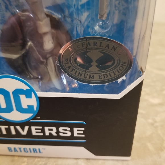 Batgirl Bundle - Picture 10 of 10